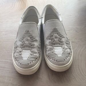 Very G Gray Woven Slip-On Sneakers